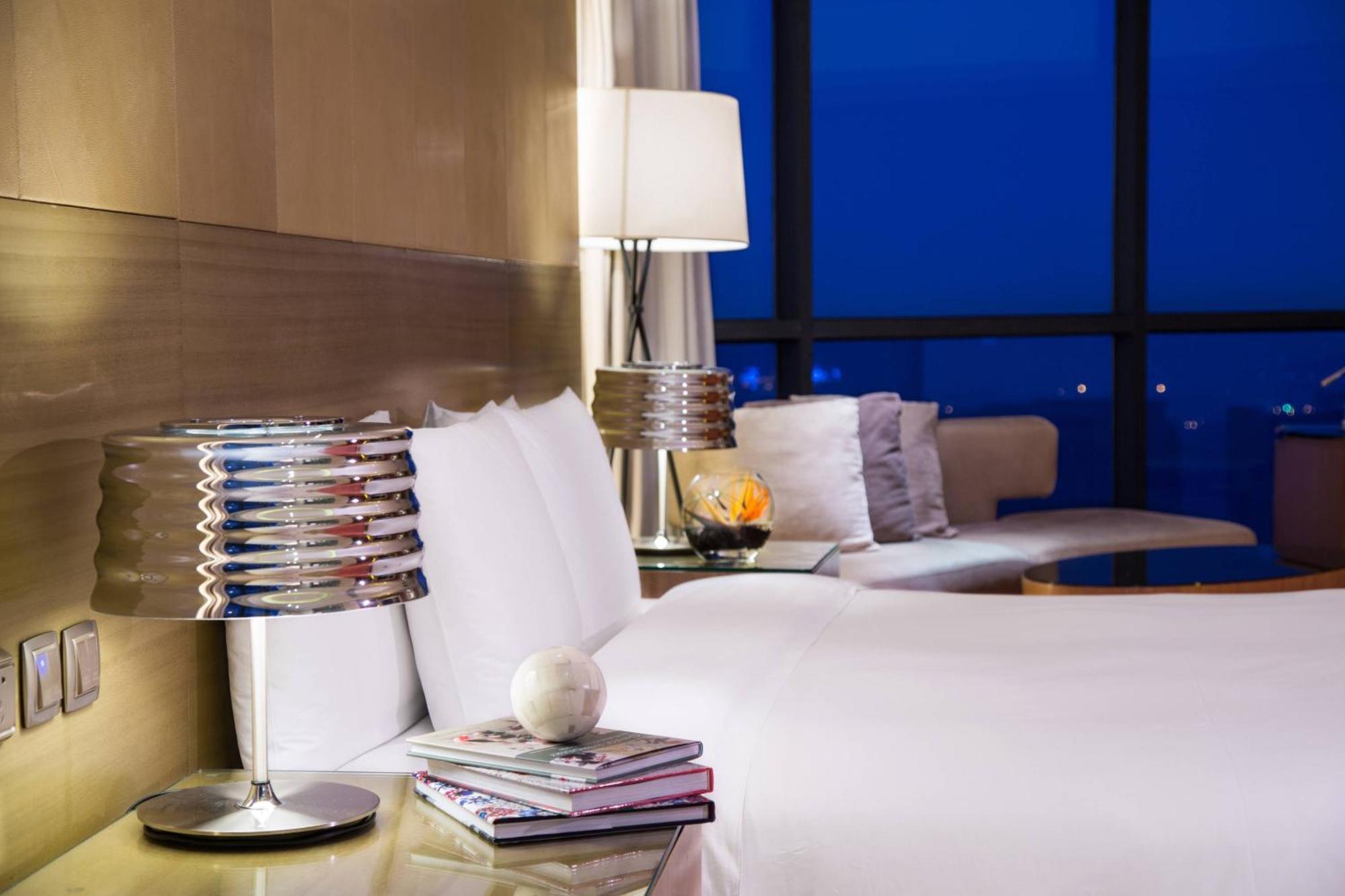 Renaissance Chengdu Hotel Экстерьер фото