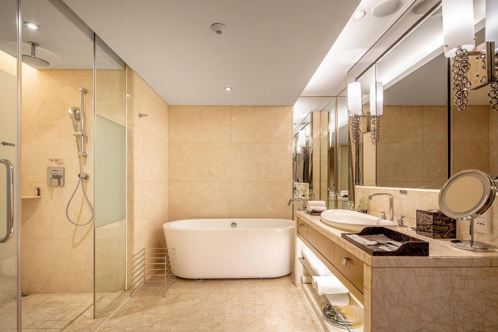 Renaissance Chengdu Hotel Экстерьер фото